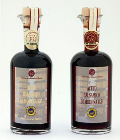 PRESENTATA ALL'ANUGA LA NUOVA BOTTIGLIA CONSORTILE DELL�ACETO BALSAMICO DI MODENA IGP